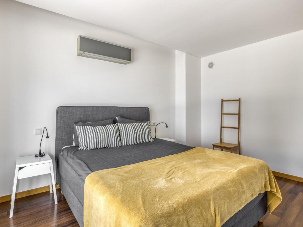 Modern Holiday Home In Salir Do Porto With Swimming Pool Salir de Porto Eksteriør billede