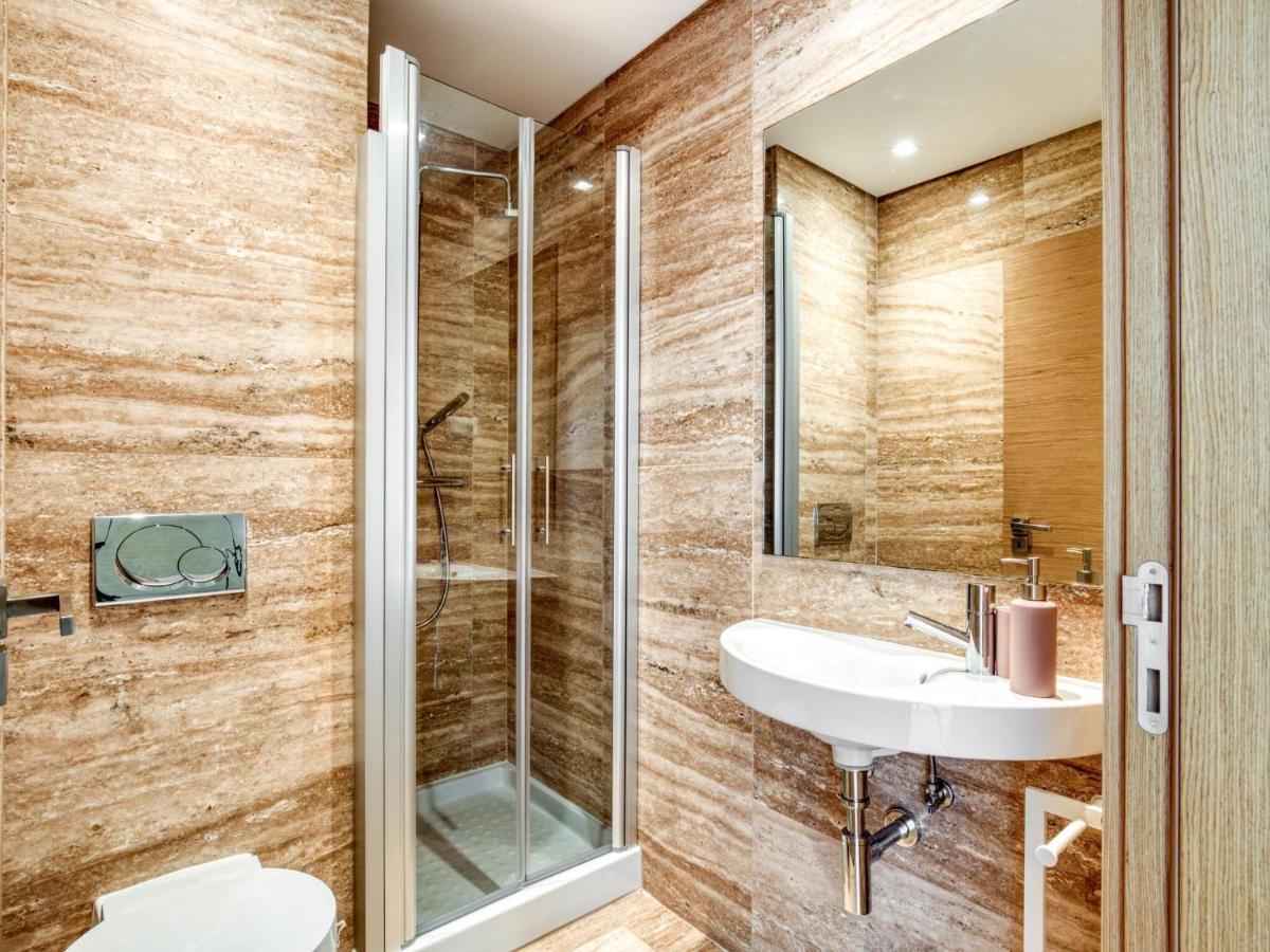 Modern Holiday Home In Salir Do Porto With Swimming Pool Salir de Porto Eksteriør billede