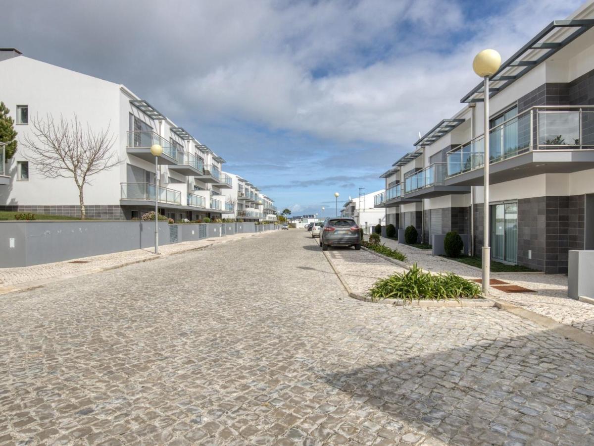 Modern Holiday Home In Salir Do Porto With Swimming Pool Salir de Porto Eksteriør billede